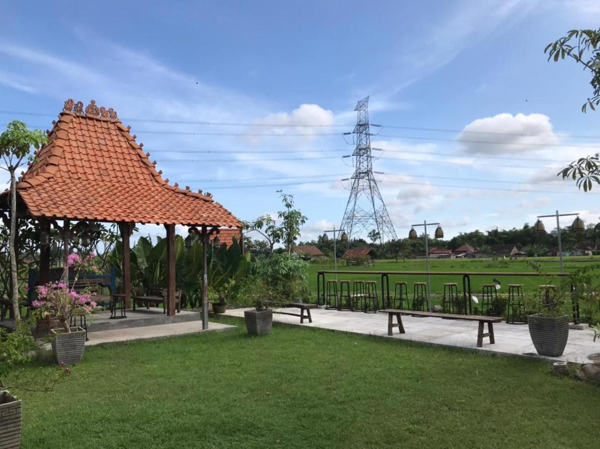 Legiyem Homestay Yogyakarta Ngoại thất bức ảnh